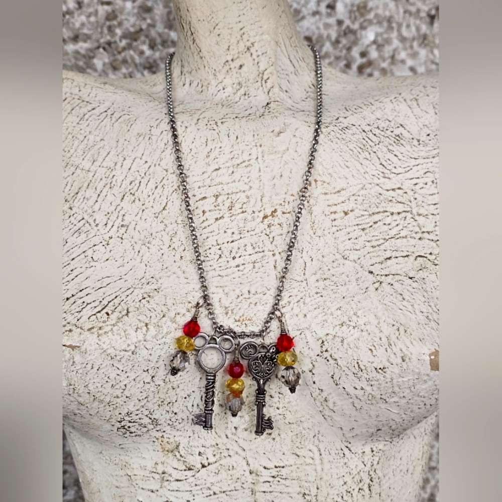 Vintage Minnie and Mickie Key to the Kingdom Necklace